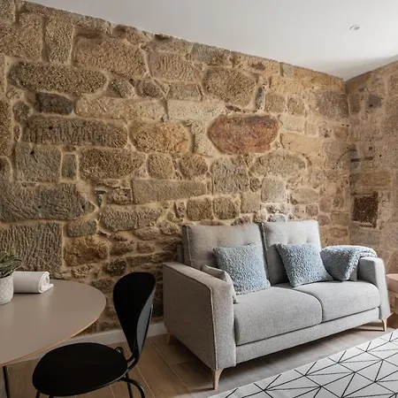 Апартаменты Bow Monumental By En Casa