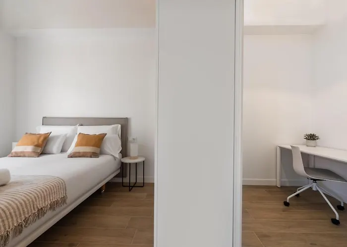 Bow Monumental By En Casa * Βίγκο